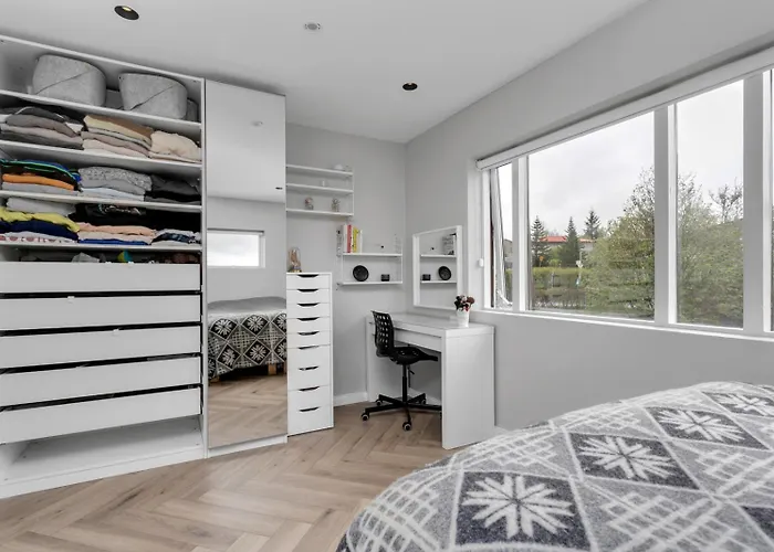 A Modern And Stylish Furnished House In Reykjavik